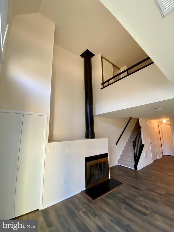 Building Photo - 1060 Norwood Ct