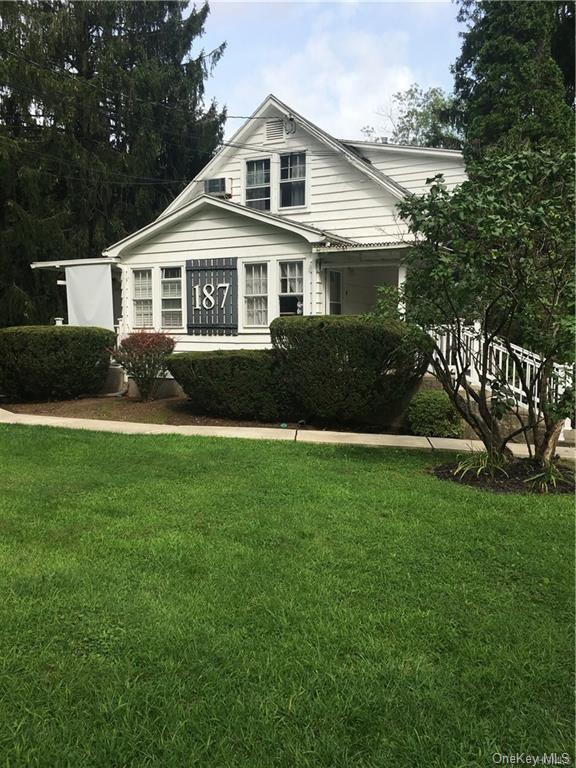 187 W Clarkstown Rd Unit 11, New City, NY 10956 Room for Rent in New City, NY