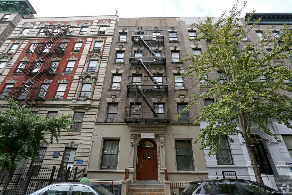 Foto del edificio - 148 W 141st St