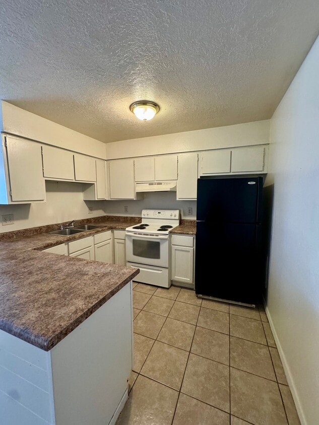 Foto principal - 625 Louisiana Blvd SE