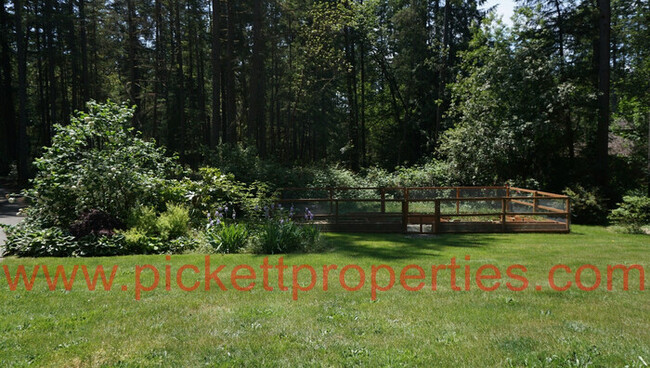 Building Photo - Large 3 Bedroom Tudor in Port Ochard