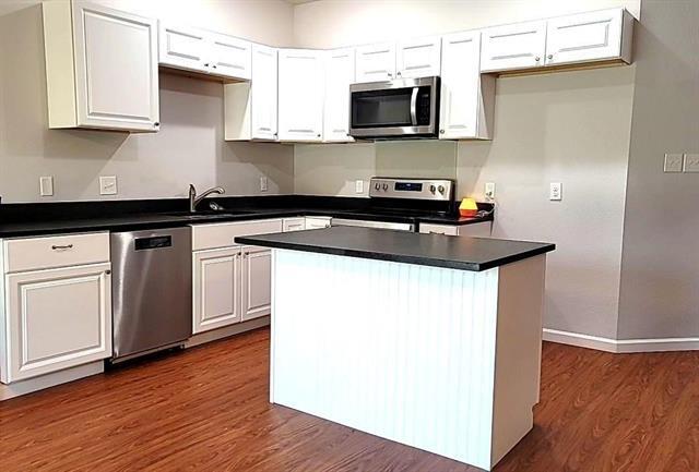 Building Photo - 751 Pipeline Ct