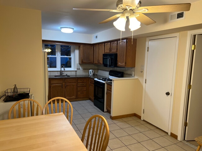 Photo - 10202 Murty Ln Townhome