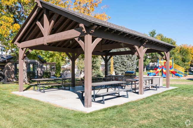 Pavilion - Sterling Pointe Apartments