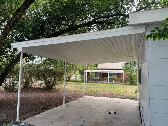 Foto del edificio - 603 N Green St