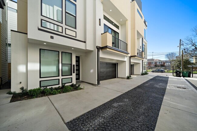 Foto del edificio - 3513 Hutchins St