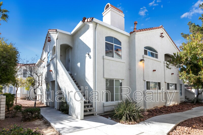 Primary Photo - 4504 W Lake Mead Blvd