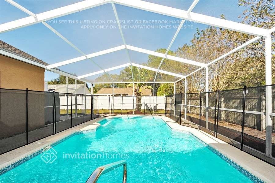 Building Photo - 8901 Eastman Dr