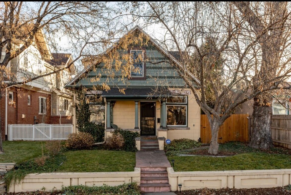 Primary Photo - 368 S Humboldt St