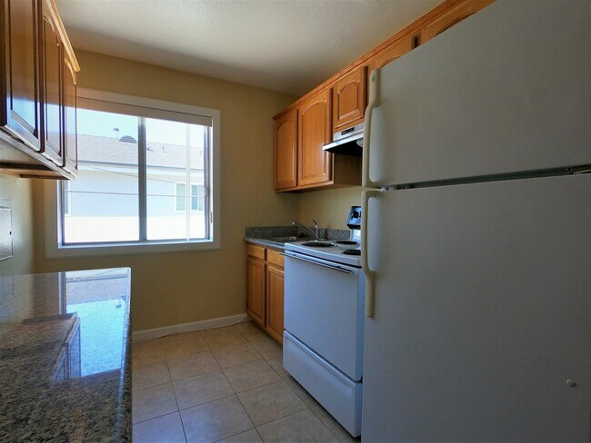 Building Photo - 3505 Artesia Blvd