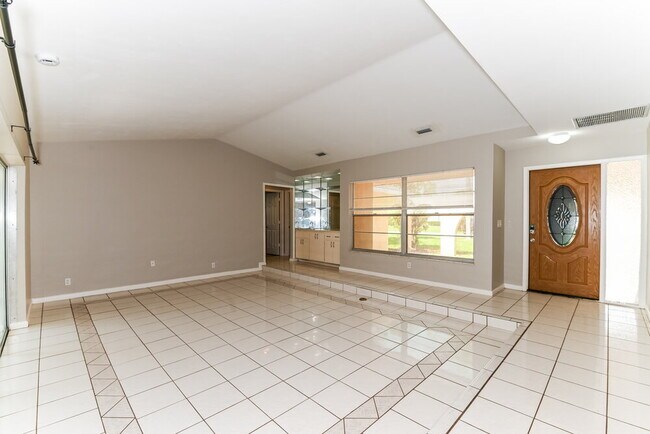 Foto del edificio - 3105 SE 8th Ave