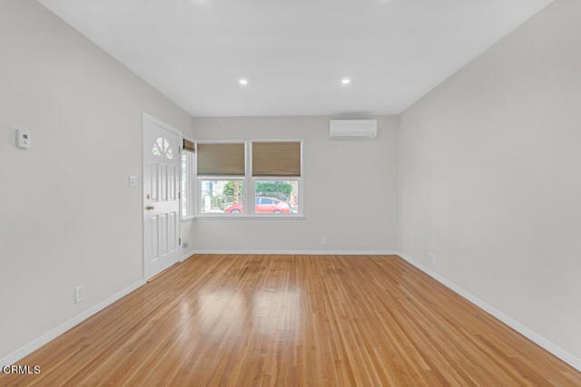 Foto del edificio - 202 E Grand Ave