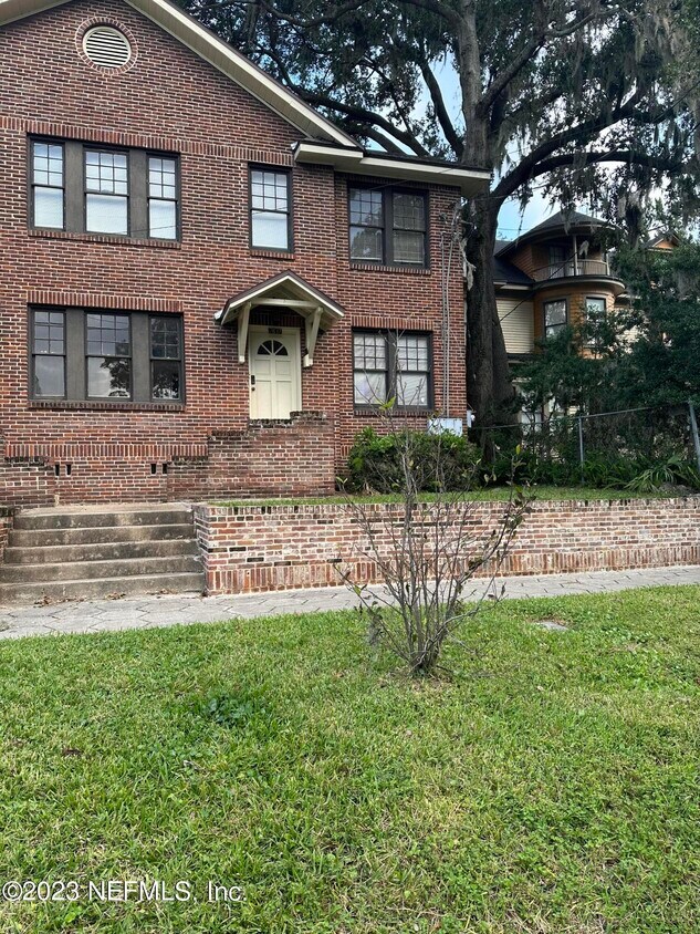 Primary Photo - 2837 St Johns Ave