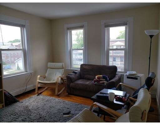 Building Photo - 56 Pleasant St