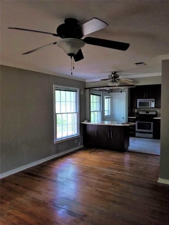 Building Photo - 3616 W Seminary Dr