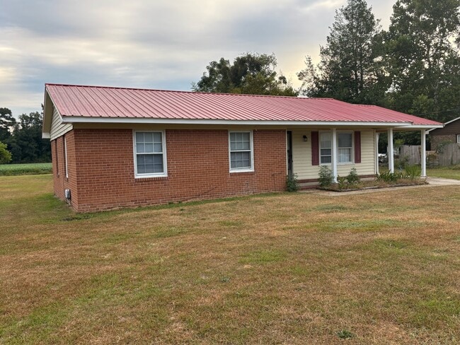 Building Photo - 5913 McDonald Rd