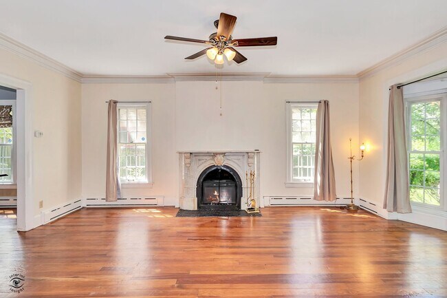 Foto del edificio - 1096 S Wildwood Ave