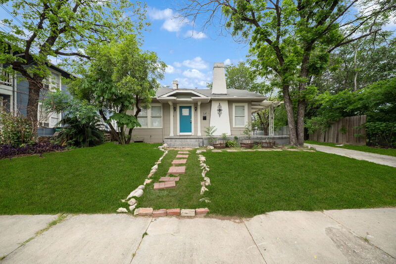 Foto principal - 629 E Woodlawn Ave