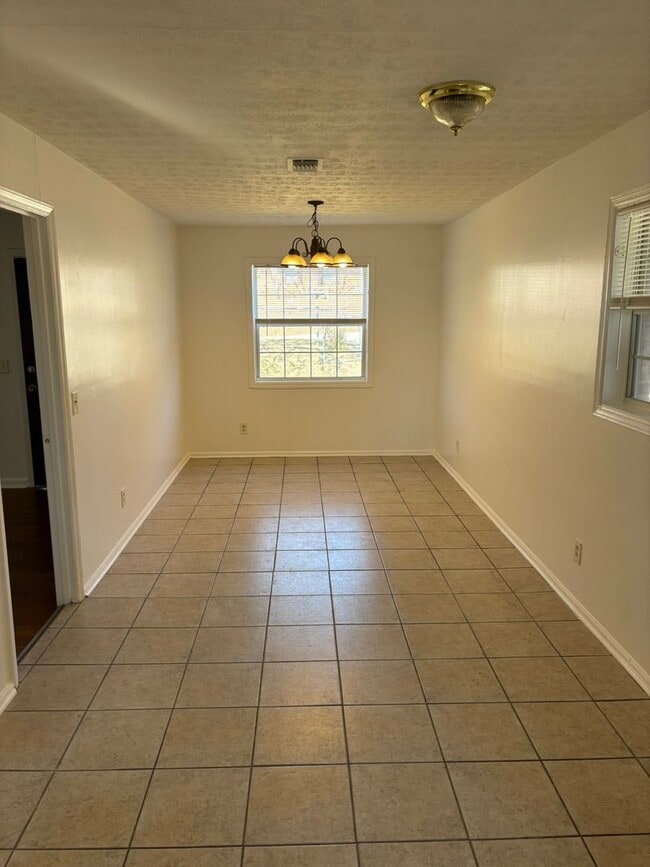 Building Photo - Wesley Hills Subdivision