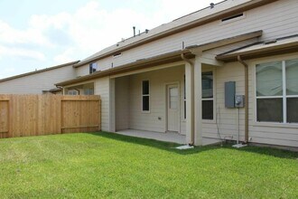 Building Photo - 12222 Dona Lane