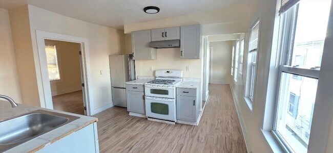 Foto del edificio - 18 Linden St