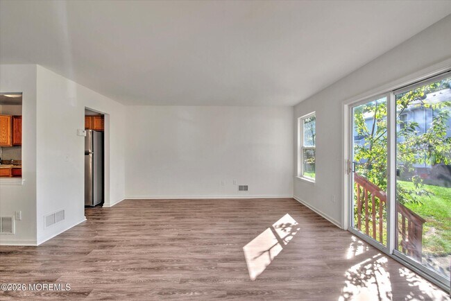 Foto del edificio - 26 Esplanade Way