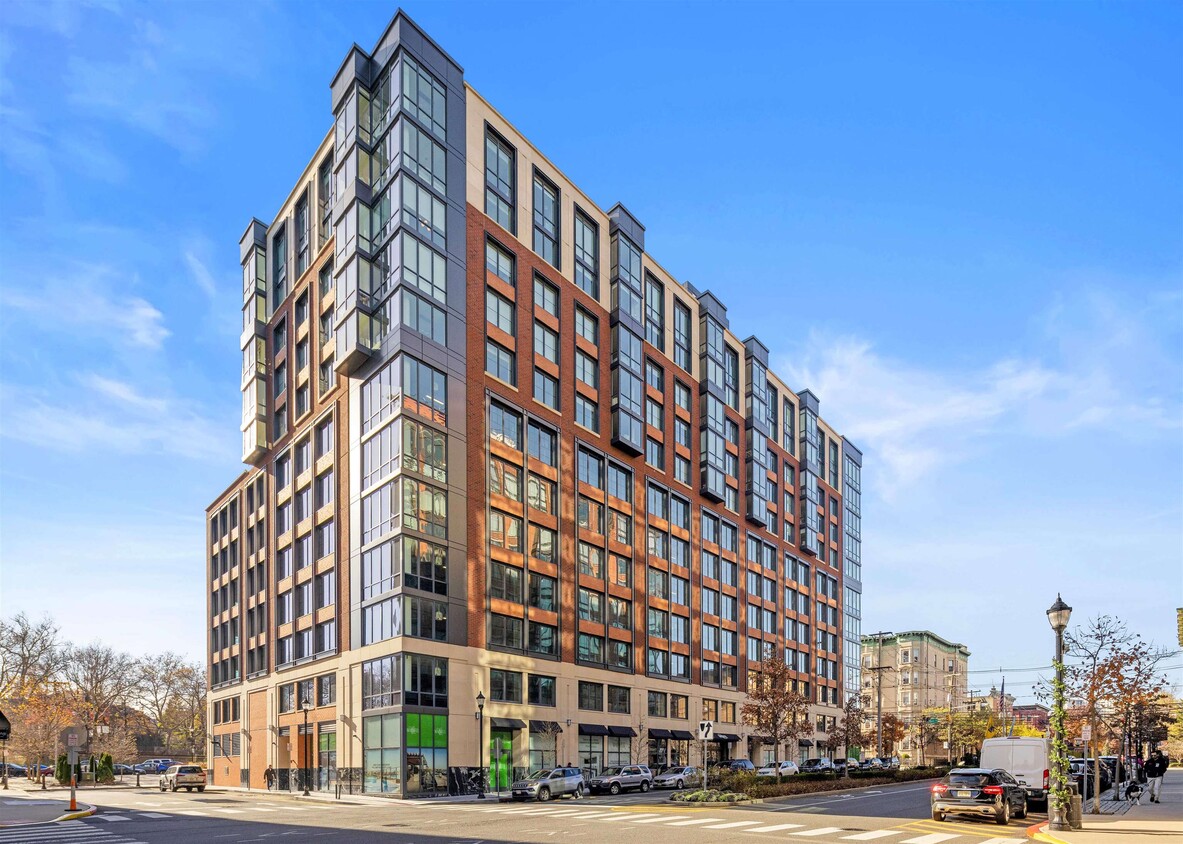 1000 Maxwell Ln Unit 12I, Hoboken, NJ 07030 Condo for Rent in Hoboken