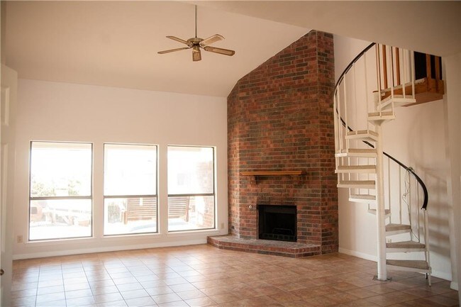 Foto del edificio - 2728 Gainesborough Dr