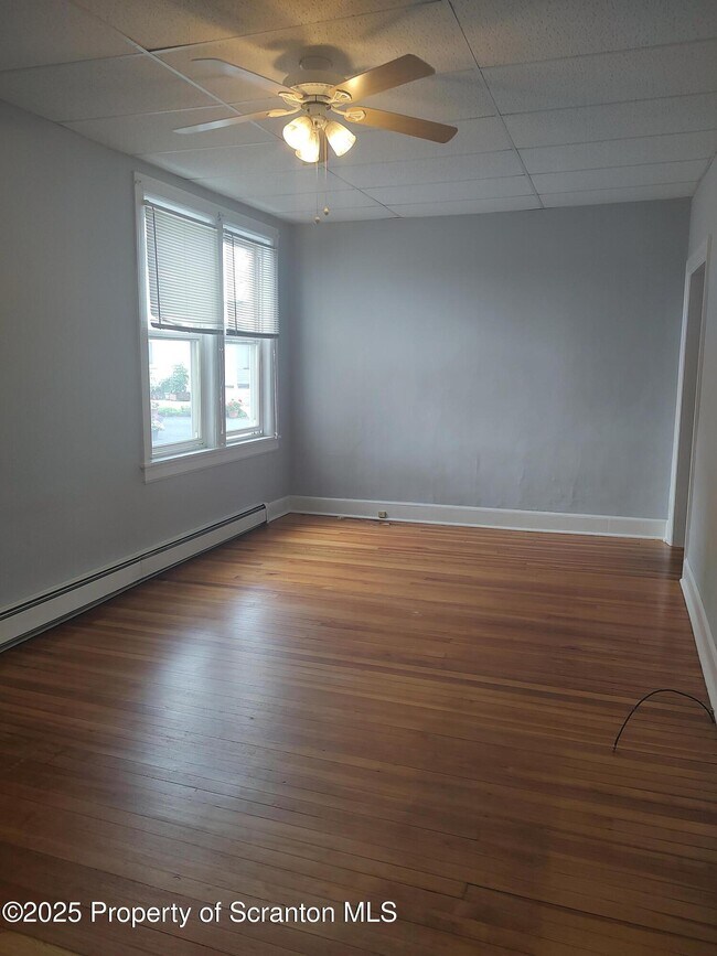 Foto del edificio - 1019 Delaware St