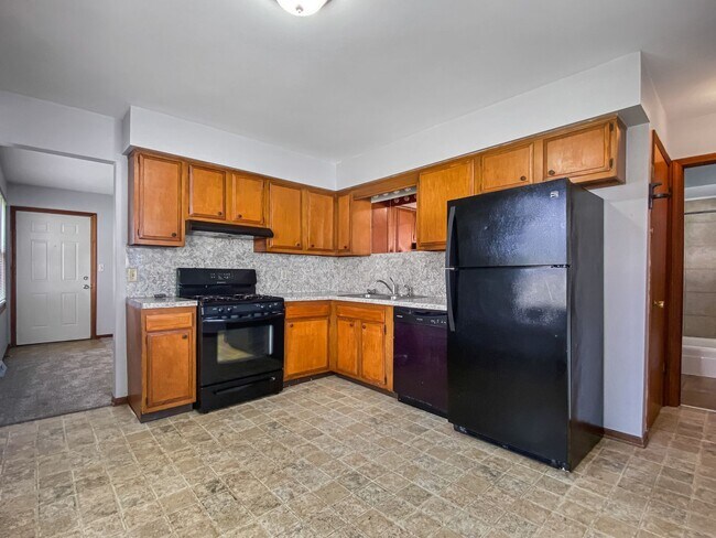 Foto del edificio - 5969 Crestmoor Dr SE