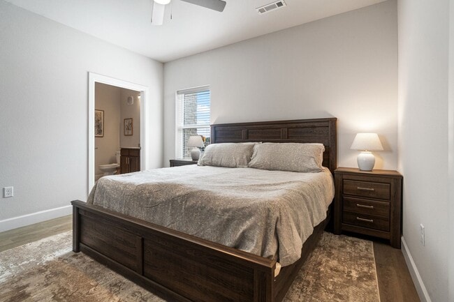 Interior Photo - 102 West Crossing Apartments