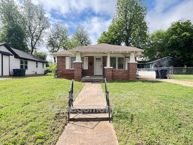 Photo - 1220 NE 17th St House