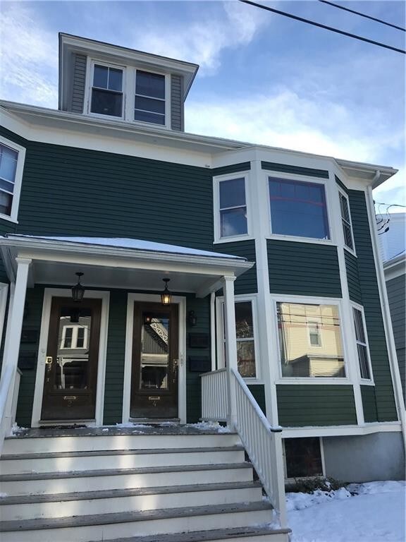 4 Newport Ave Unit 2B, Newport, RI 02840 Condo for Rent in Newport