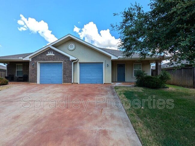 Foto del edificio - 522 Pepper Spring Ct