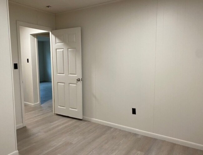 Foto del edificio - 1603 S Matthews Ave