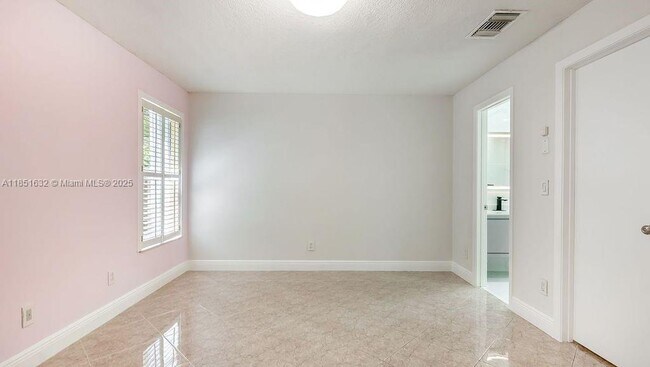 Foto del edificio - 2957 Quail Run Ln
