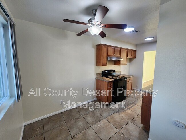 Building Photo - 69180 Victoria Dr