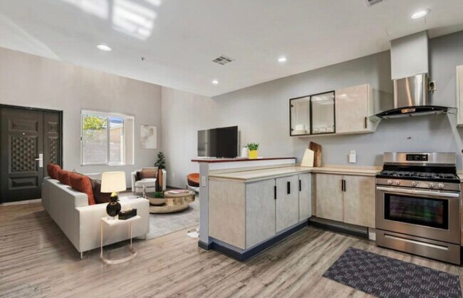 Foto del edificio - 1641 N 51st St