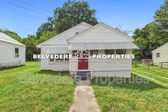 Building Photo - 902 Avalon Rd