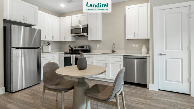 Foto del edificio - 1720 Crestdale Dr