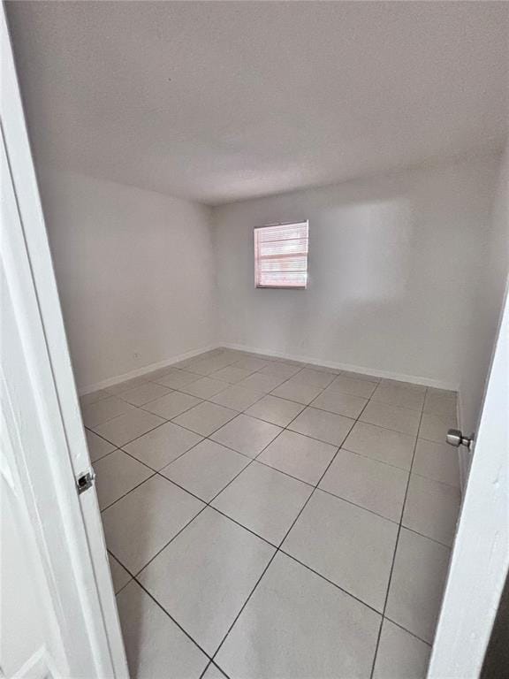 Foto del edificio - 430 Commodore Dr