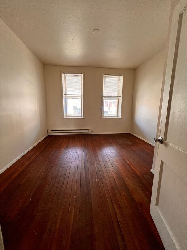 Foto del edificio - 808 W King St