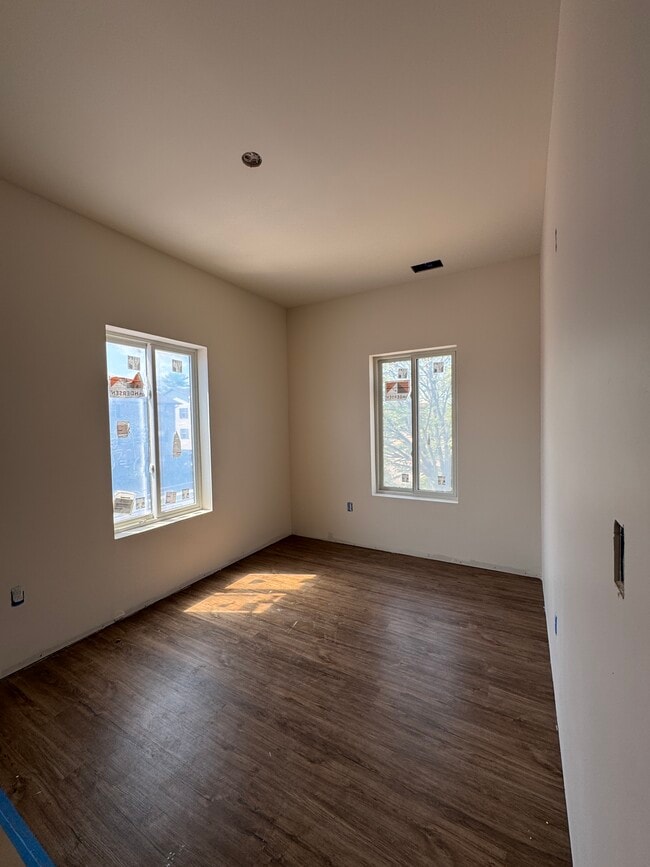 Building Photo - 418 Harrison Street