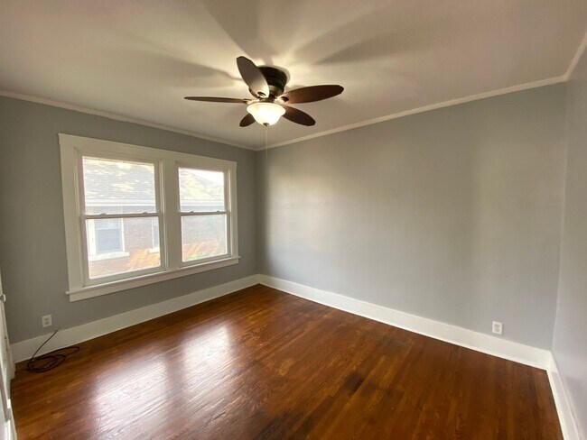 Building Photo - 109 West Beverly Court