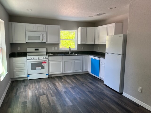 Foto del edificio - 13057 SW 107th St