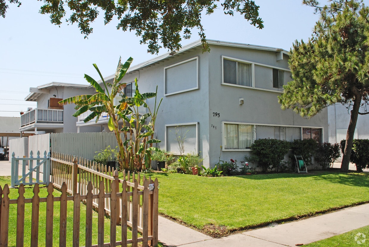 Building Photo - 795 Shalimar Dr