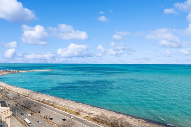 Foto del edificio - 1150 N Lake Shore Dr