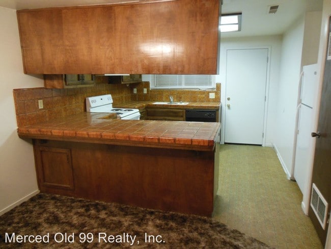 Building Photo - 1706 Conestoga Dr