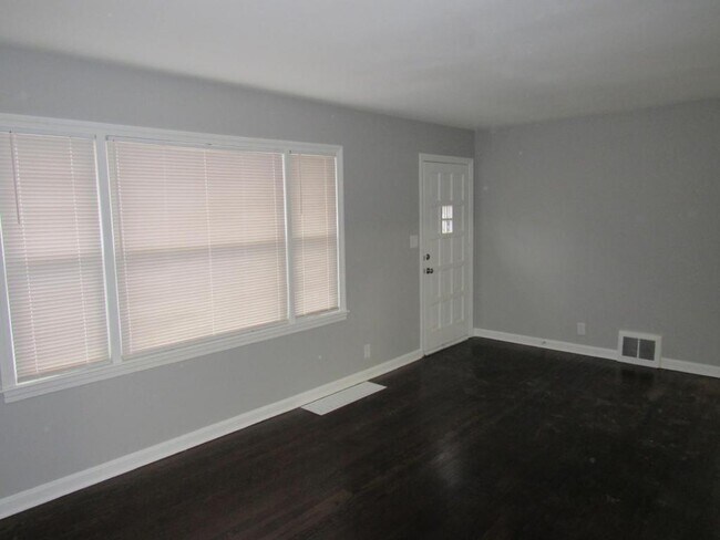 Foto del edificio - 9909 E 34th Street South