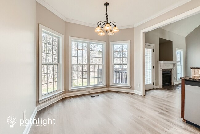 Building Photo - 12010 Shasta View Way, Matthews, NC, 28105